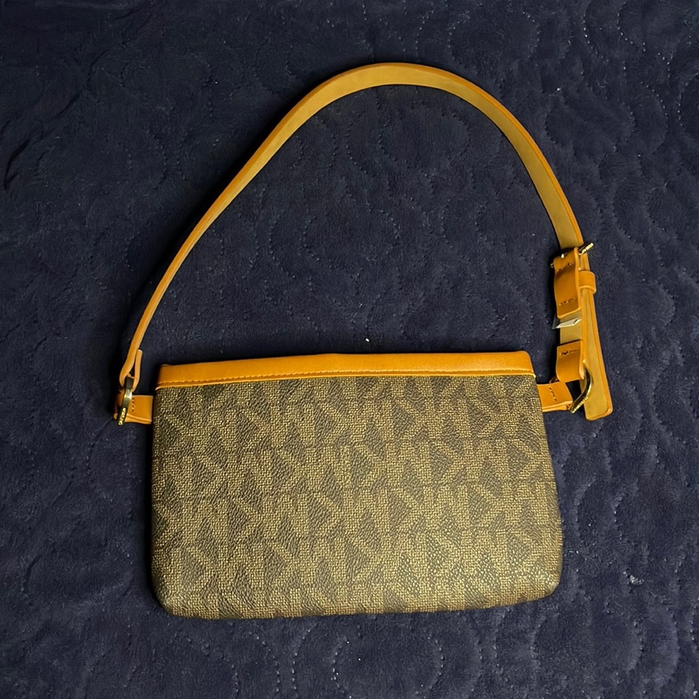 Micheal kors belt purse